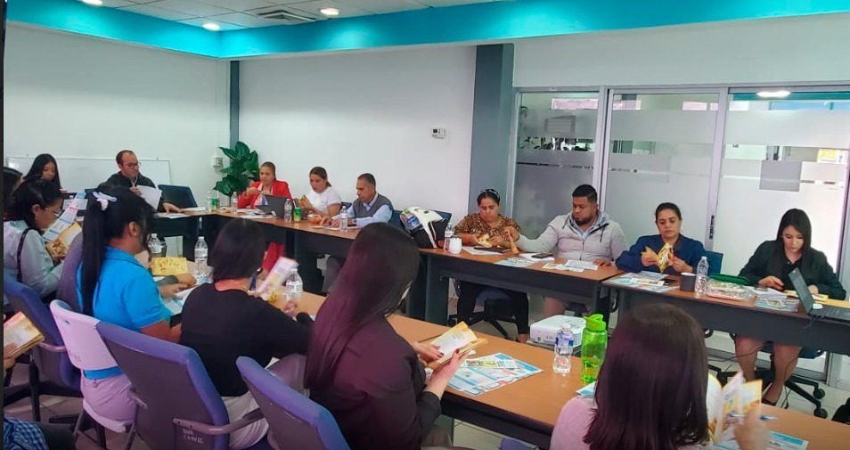 SEDH fortalece al Estado con nuevos formadores en Derechos Humanos y Cultura de Paz